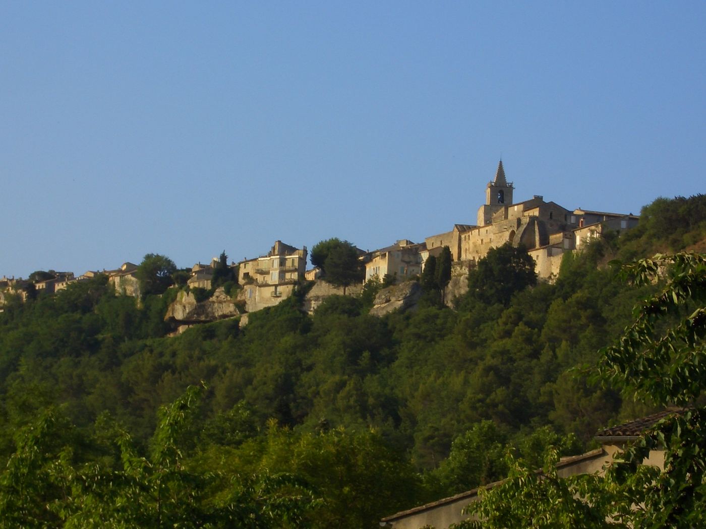 Das Dorf Venasque, Ansicht 2
